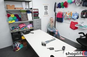 Perverted policeman banged petite blonde teen in his di