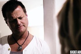 Dirty uncle finally fucked his hot teen and she really 