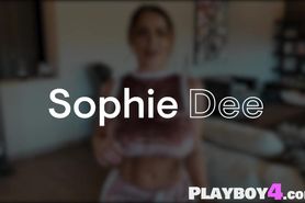 Huge boobs MILF plays with wet pussy after amazing solo