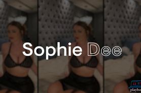 Huge boobs MILF Sophie Dee pool fun at home during the 