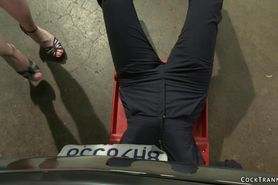 TS mechanic anal fucking brunette