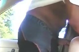 African refugee pays up