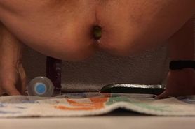 Anusman an Apple play