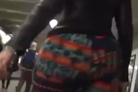 siguiendo a una culona casera