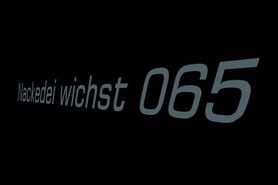 Nackedei wichst 065