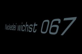 Nackedei wichst 067