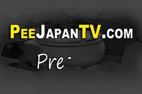 Japanese teen rubs bean