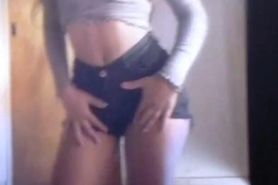 Estefania Cumtribute 1