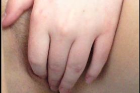Sexy teen fingers herself on cam