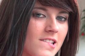 Latina teen minx gets cunt teased and gives BJ