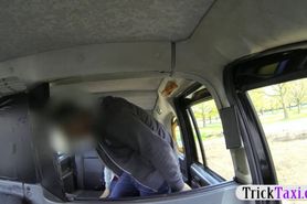 Hot passenger tries out anal sex in taxi