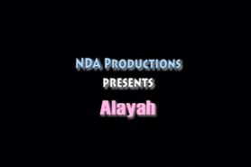 ebony krijgt een creampie