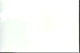 met blote kut in de wasstraat