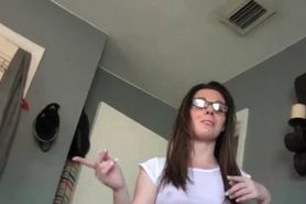 College brunette in glasses mouth fucks dick