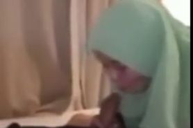 Hijabi sucking and fucking