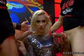 Slut gives deepthroat blowjobs and gets anal pounding