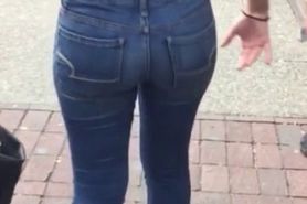 voyeur jeans thick hair