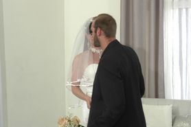 The true transsexual bride sucked and fucked at hotel r