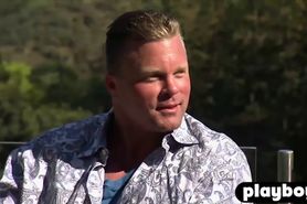 Sexy big tits babes enjoyed hot kissing in the car