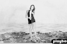 Petite model hot posing naked outdoor after striptease