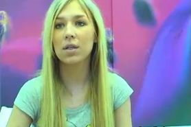 No Sound: Cute Blonde Webcam Girl