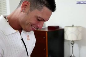 Beautiful teen girl Daisy Summers pussy creampied