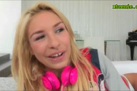 Skanky Carmen Caliente fucked big dong