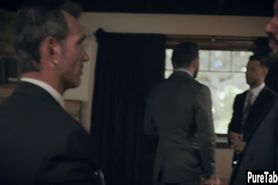 Sexy latina slut sucks big cock before pussy fucking