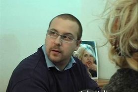 Un pompino dalla cognata!